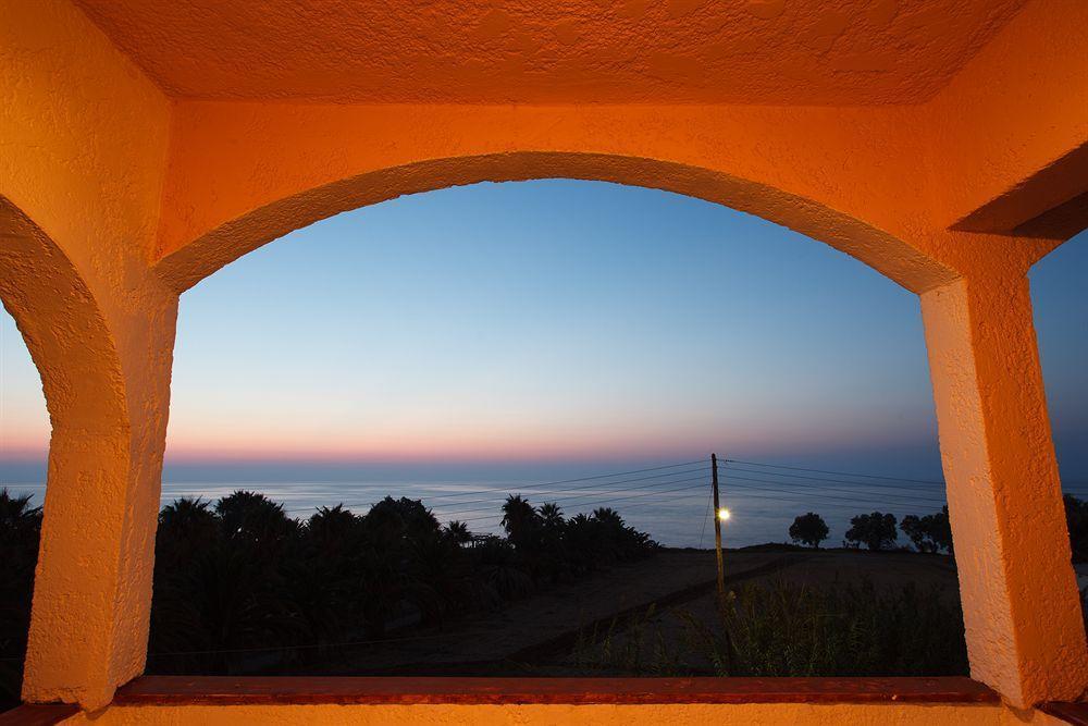 Babis Hotel Скалета Экстерьер фото