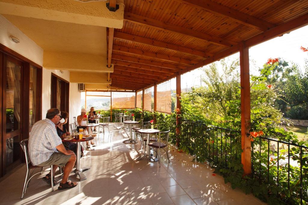 Babis Hotel Скалета Экстерьер фото