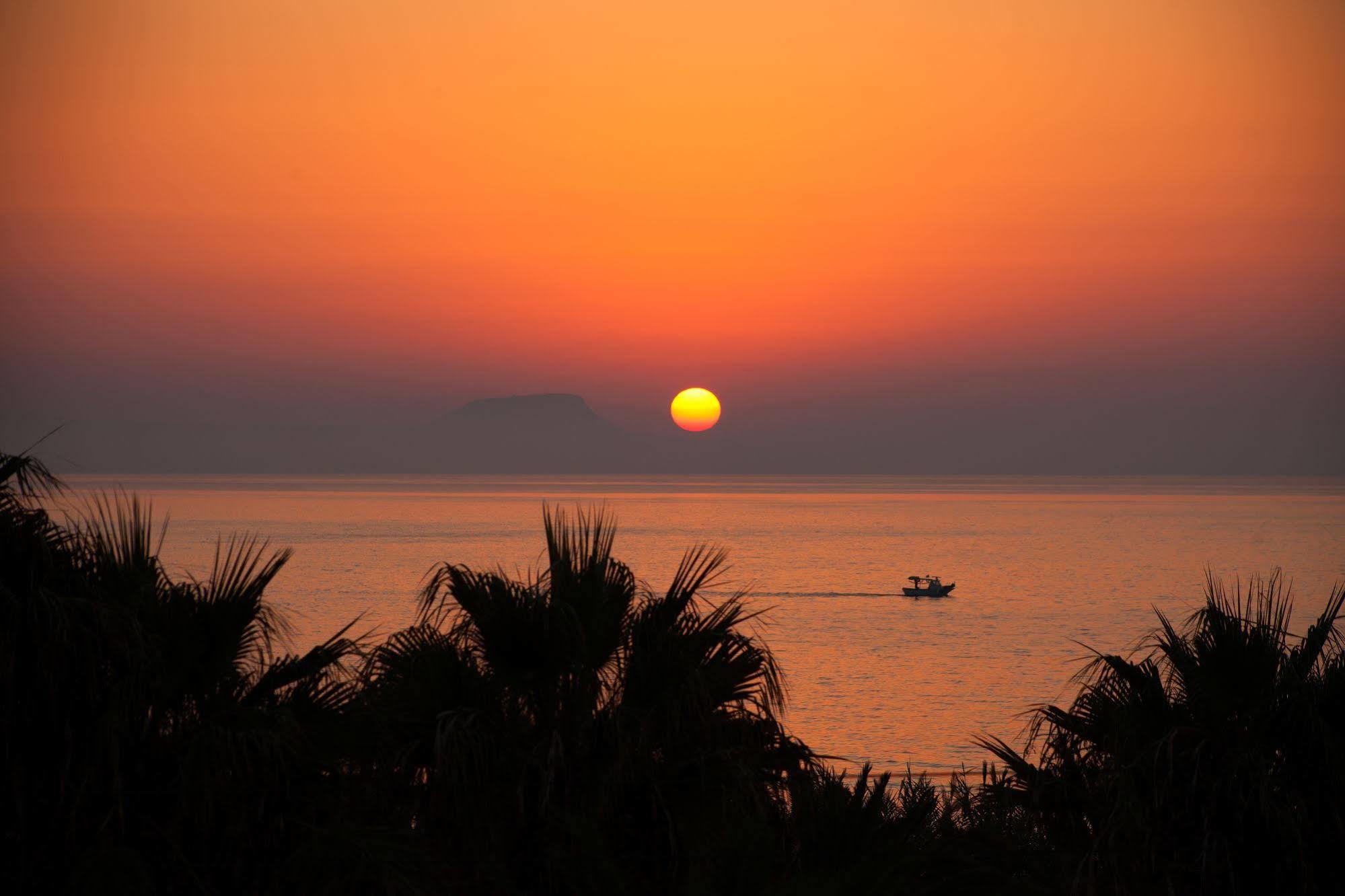 Babis Hotel Скалета Экстерьер фото