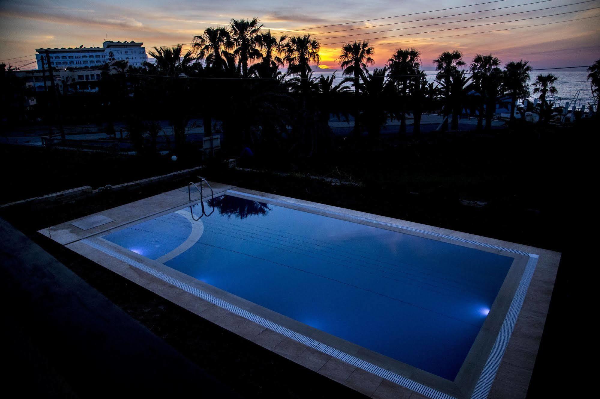 Babis Hotel Скалета Экстерьер фото